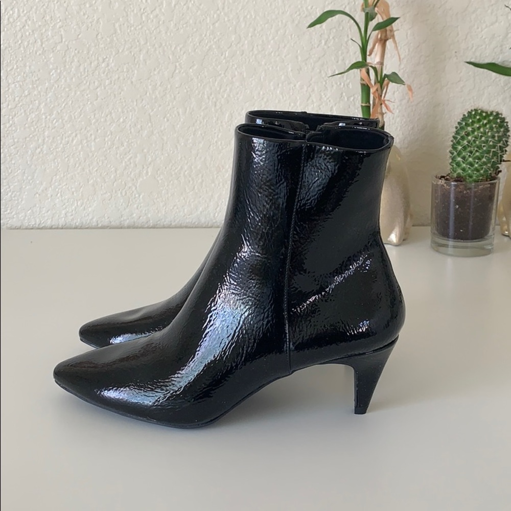 Black Pointed Toe Ankle Boots NWT